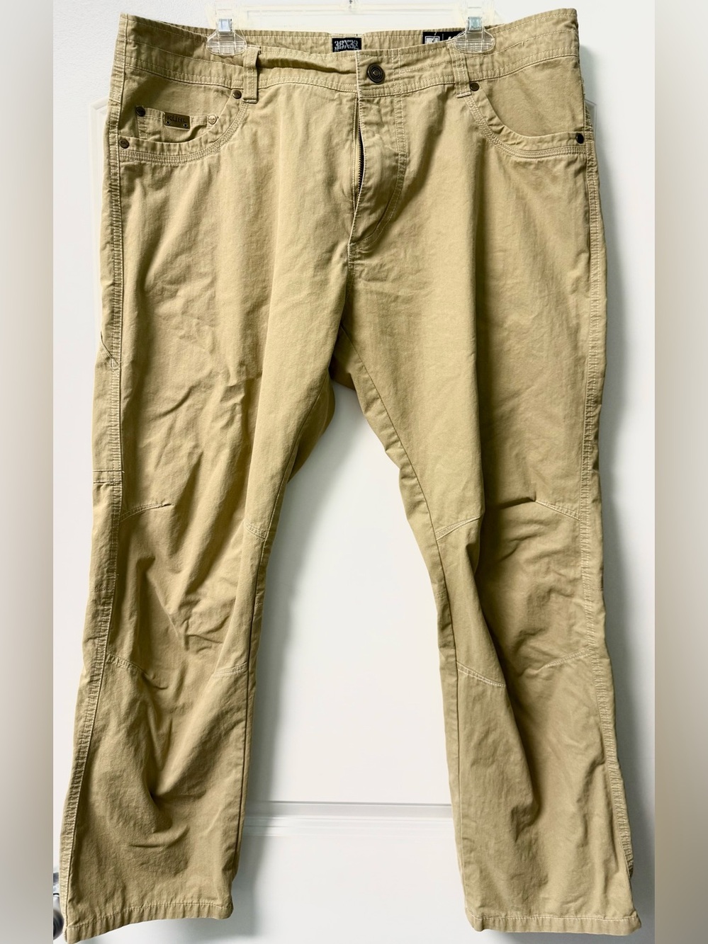 KÜHL Revolver Lean Casual Khaki Pants Pocket Detail 38x32 - Picture 2 of 10